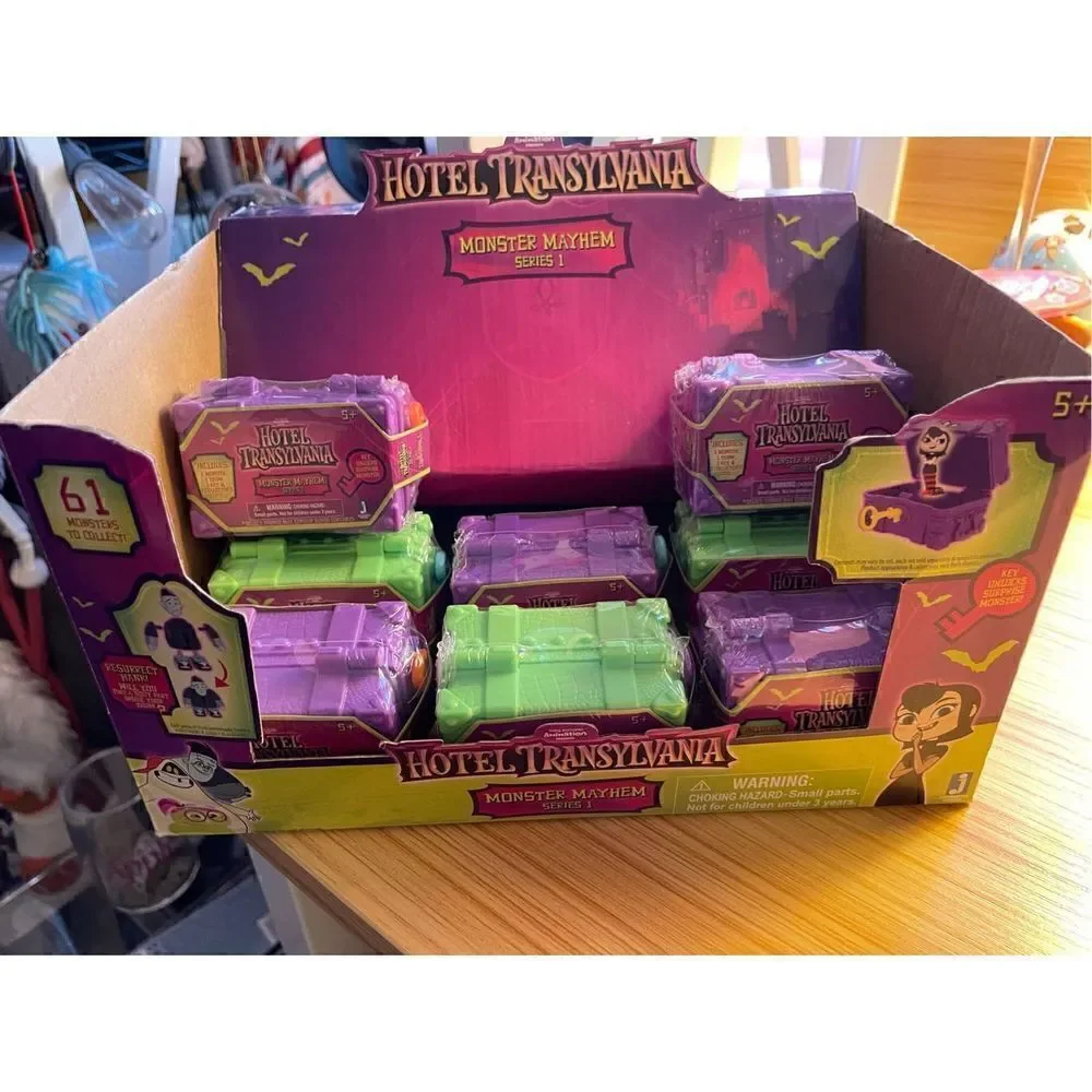 Lot Of 8 Hotel Transylvania Monster Mayhem Chest Green Purple Series 1 F…